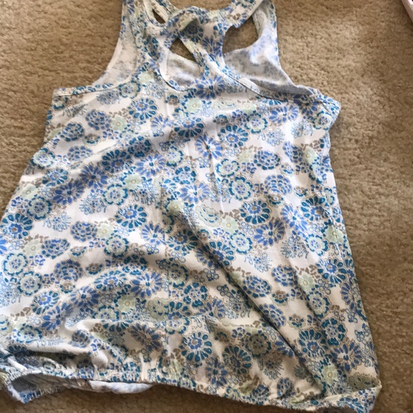 Tank top - Picture 2 of 3